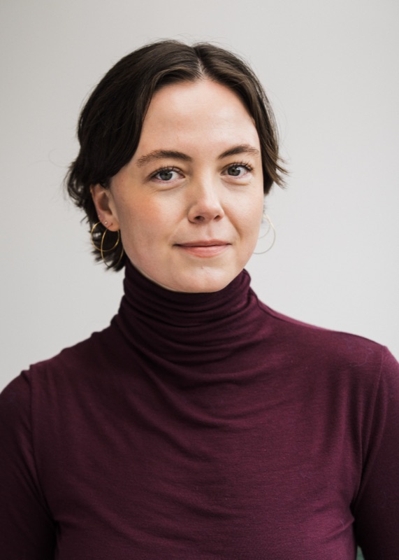 Madeleine — headshot